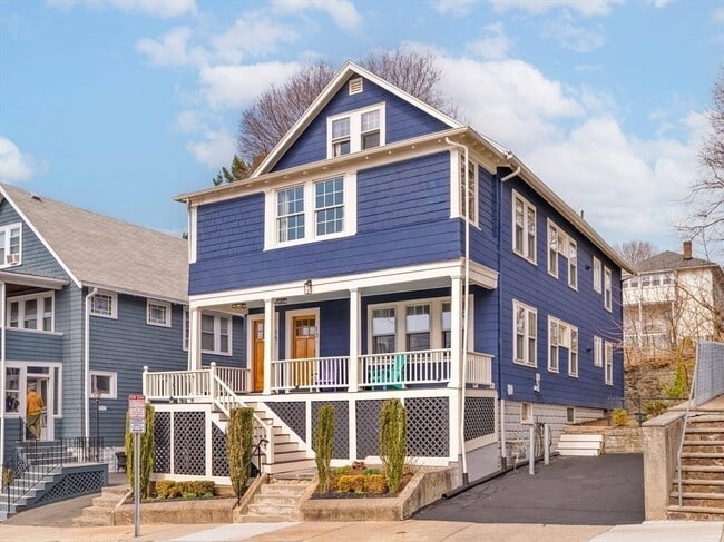 Building Photo - 13-15 Upland Rd Rental