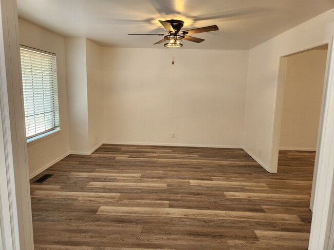 Photo - 2301 Bent Trail Rd