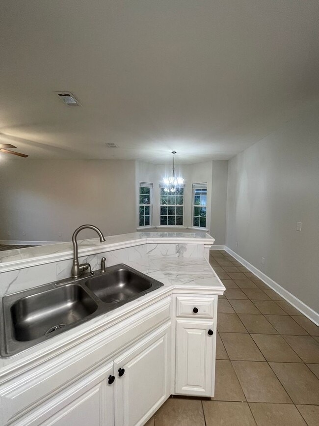 Photo - 259 Millcrest Dr