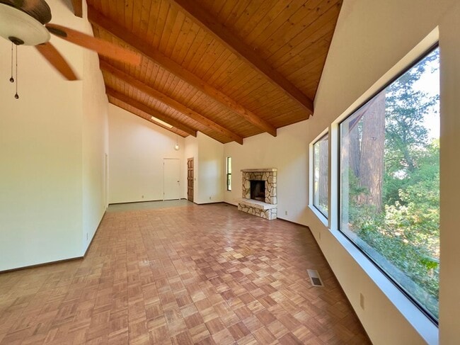 Photo - Spacious Three Bedroom Calistoga Home