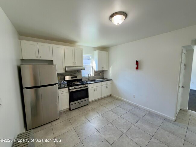 Photo - 189 Nottingham St