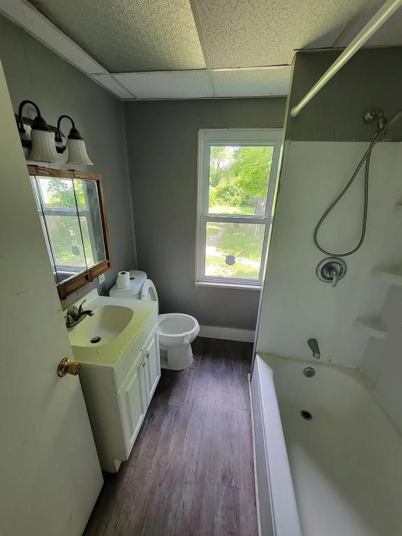 Photo - 715 W Fairview Ave