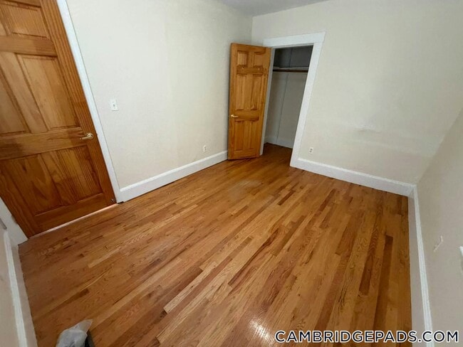 17 Bay St Unit 1R