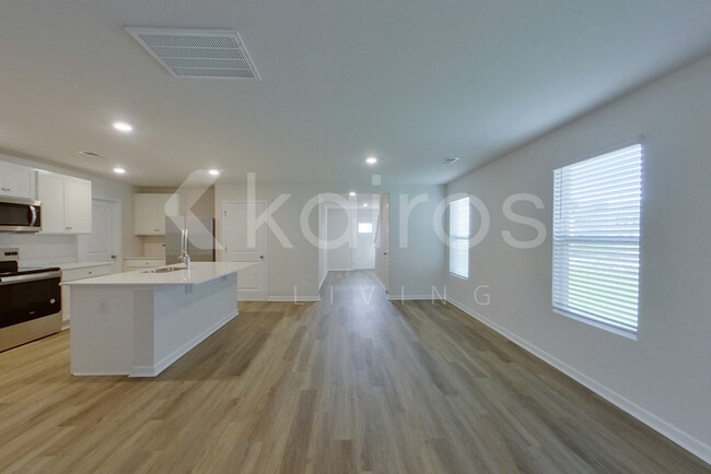 Photo - 109 Inez Ave