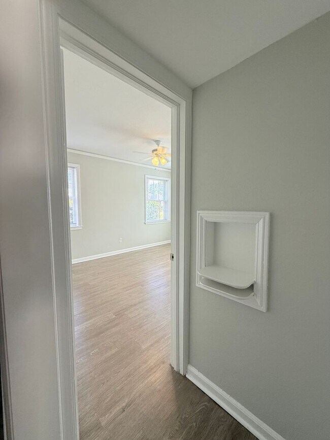 Photo - Downstairs Unit - Next to Habersham Village! Unit #1