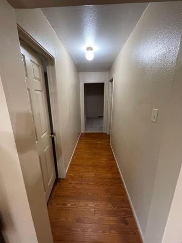 Photo - 1642 Poplar St