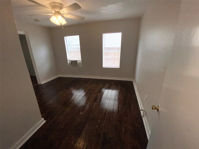 Photo - 1517 Summer St