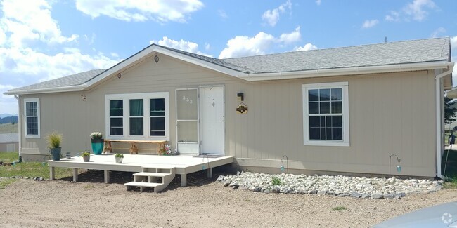 Building Photo - 333 Longbow Dr E Rental