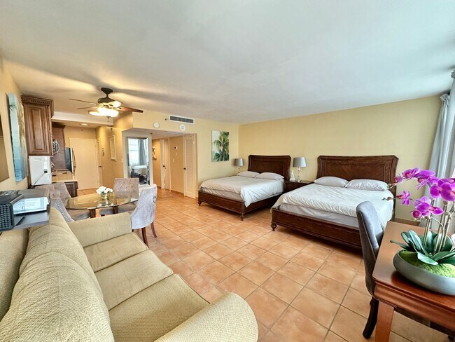 Photo - Furnished Studio for Rent in the iconic oceanfront Decoplage Condominium: where the ocean meets L...