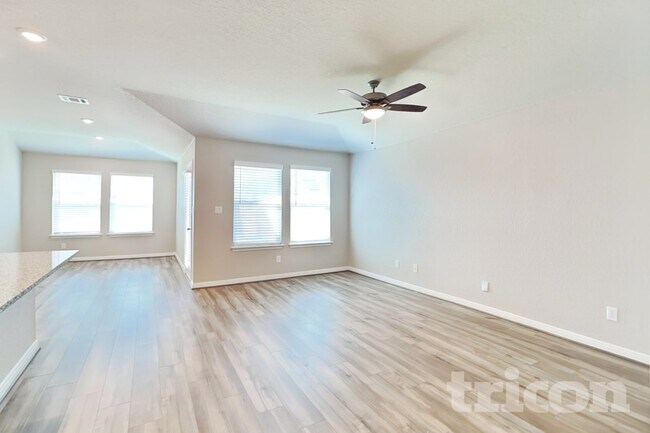 Photo - 13542 Paxton Blvd