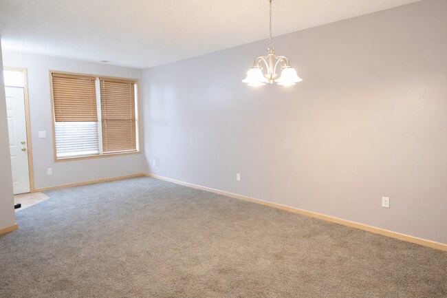 Photo - 1908 Shamrock Pl