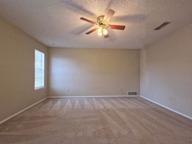 Photo - Spacious Two Bedroom Home