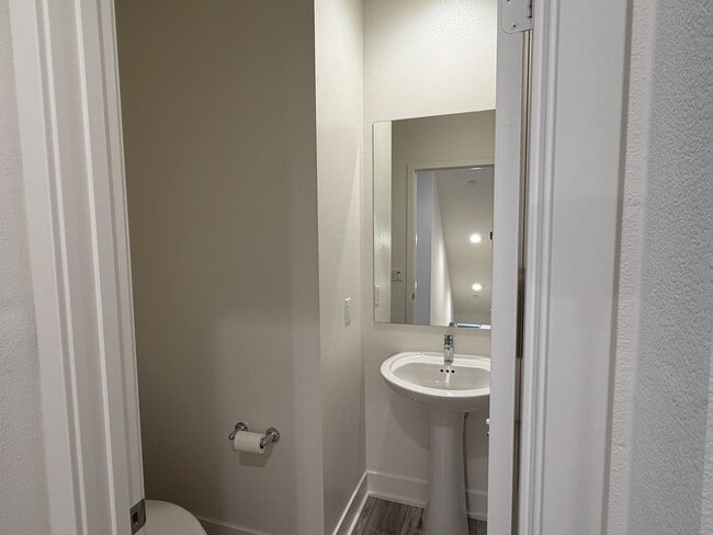 Photo - Smart, Modern 4-Bedroom Townhome Near Disneyland & Major Freeways