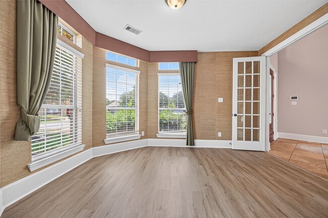 Photo - 9735 Lansing Meadows Dr