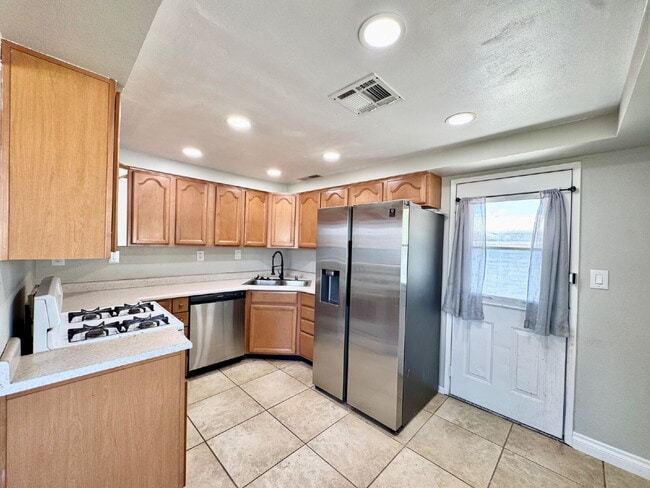 Photo - Adorable 3BD Vintage Henderson Home w/ Mod...