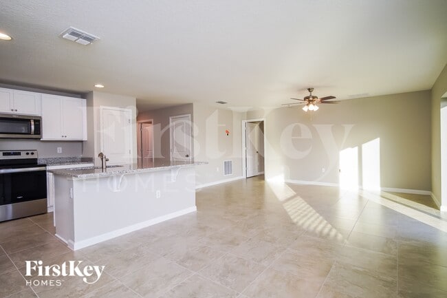 Photo - 341 S Haven Ct