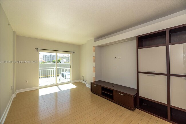 Photo - 50 Menores Ave Unit 425