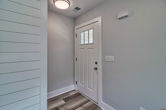 Photo - 209 Lynch Ln