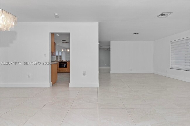 Photo - 6305 SW 93rd Pl