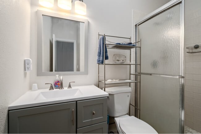 Photo - 18 Spring Radial