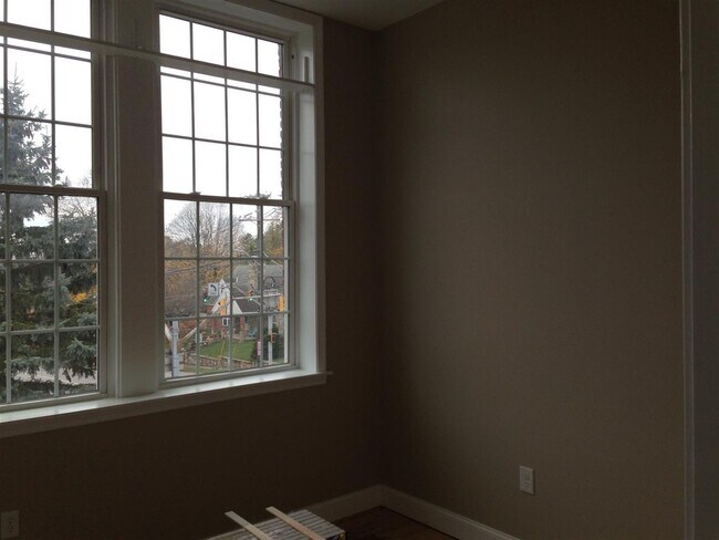 Photo - 5 S Center St Unit Suite 203