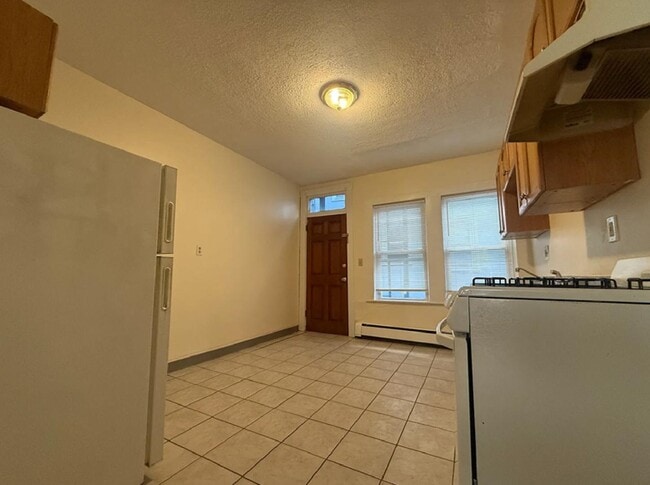 Photo - 25 Forest St