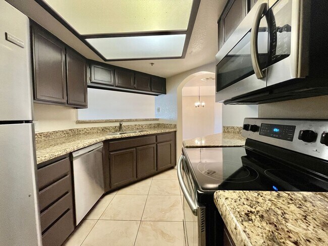 Photo - Luxurious 2 Bd 2 Ba Condo in Biltmore!