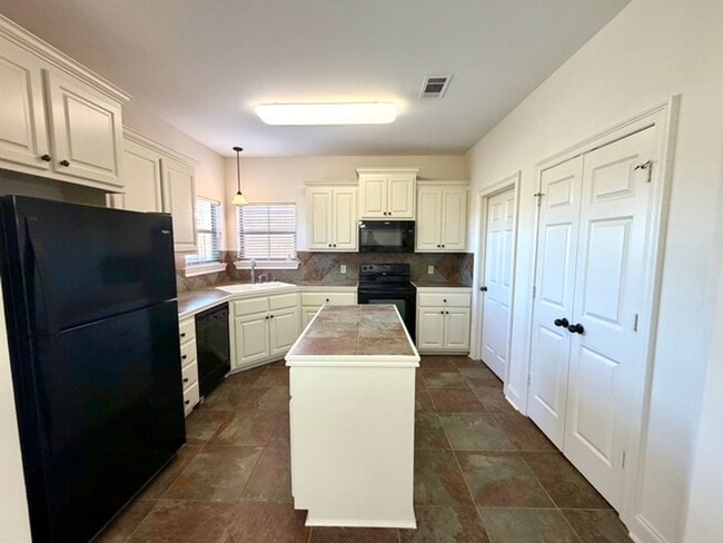 Photo - 40524 Cross Ridge Ave