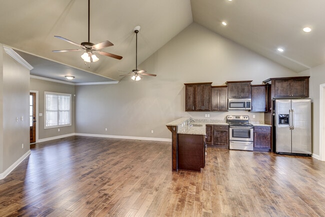 Photo - 346 Big Station Camp Blvd Unidad A