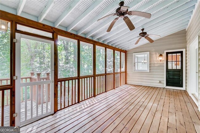 Photo - 1719 Ridgewood Dr NE