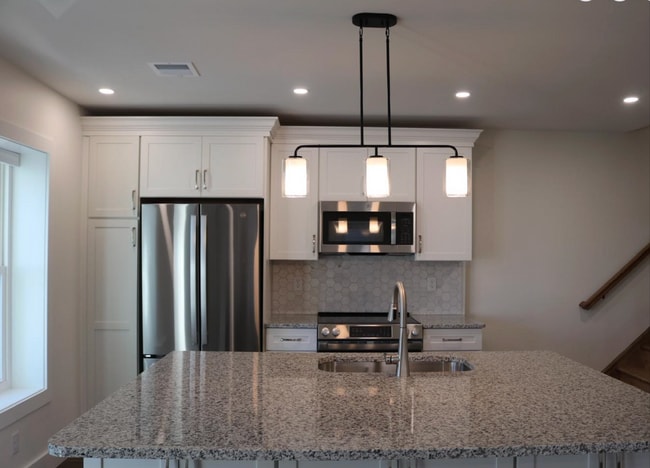 Photo - 108 W Market St Unidad 108C