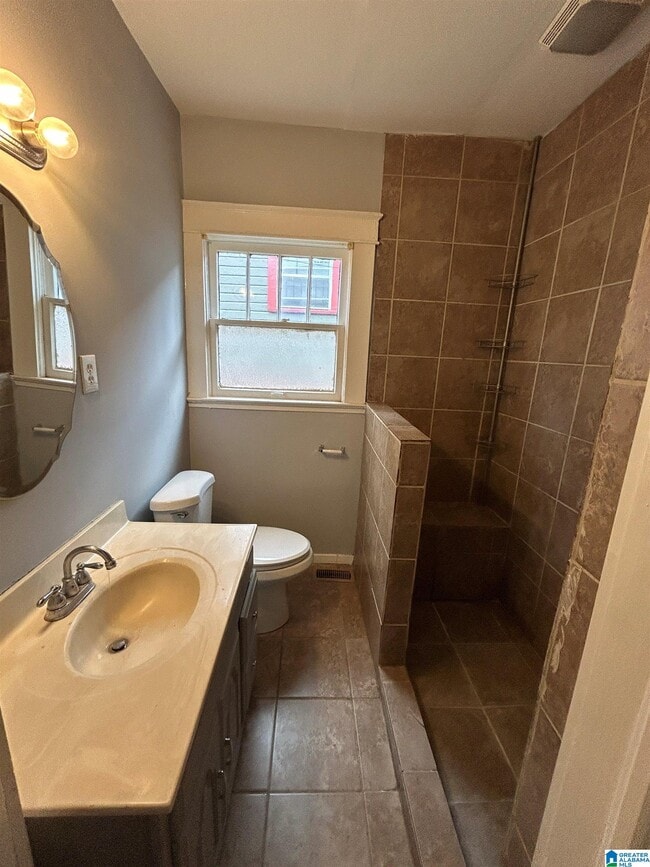 Photo - 1416 11th Pl S