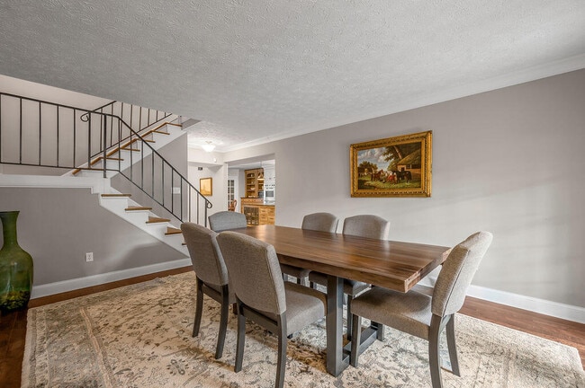 Photo - 500 Laketower Dr