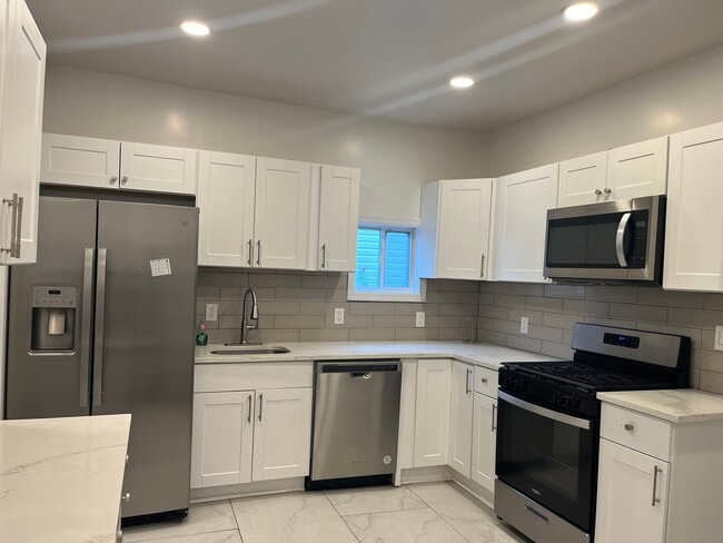 Photo - 539-541-541 18th Ave Unit 2