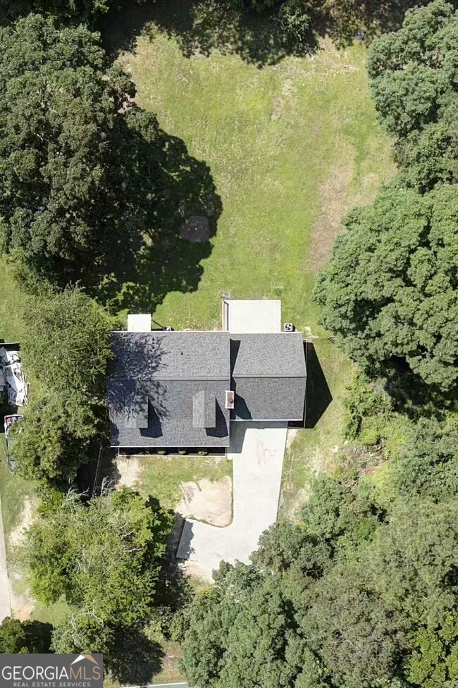 Building Photo - 133 Bishop Rd NW