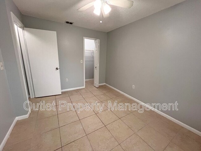 Photo - 411 Slumber Ln
