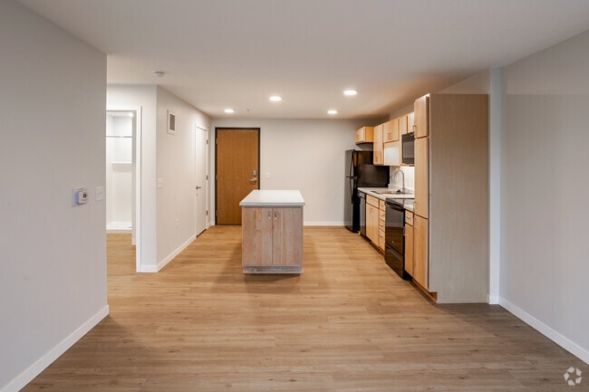 1BR, 1BA - Glenwood Loop