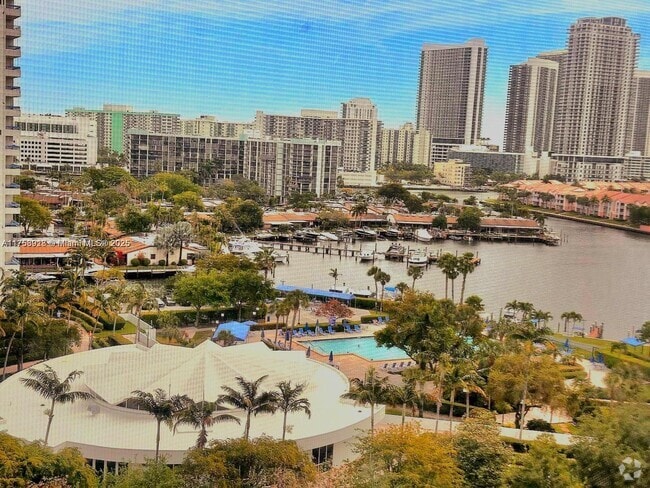 Building Photo - 600 Three Islands Boulevard Unit 1015 Rental