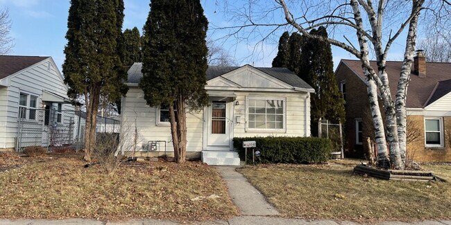 3242 N 79 ST - 3242 N 79 ST House