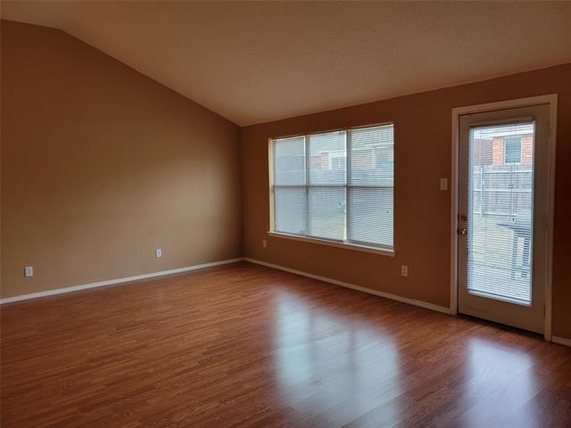 Photo - 9220 Nightingale Dr