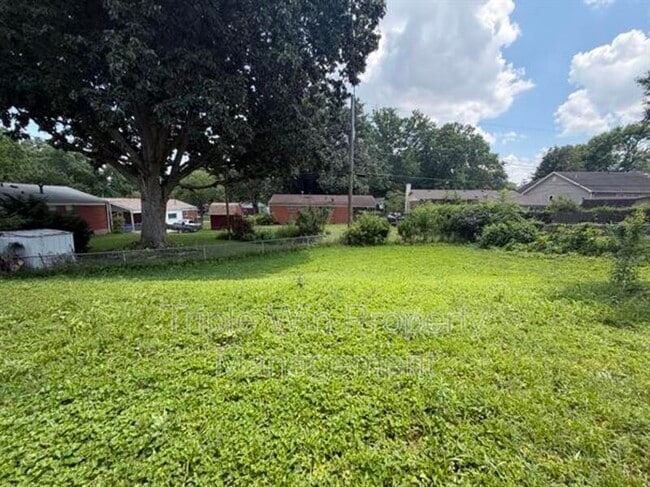 Photo - 7250 Howdershell Rd