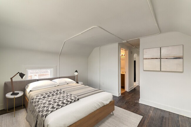 Photo - 1610 S Cedar St