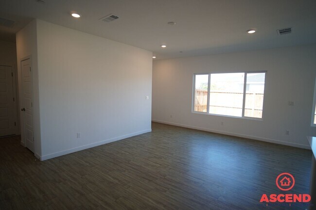 Photo - Charming Home in Gossamer Grove