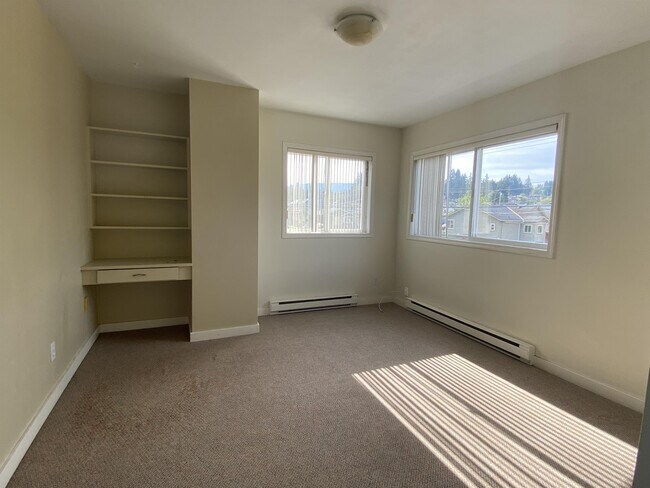 Photo - 4019 Redford St