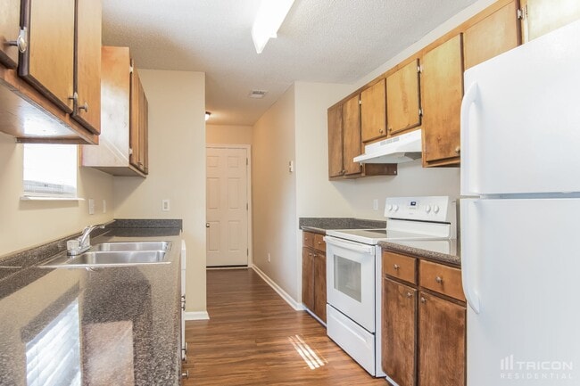 Photo - 101 Squire Rd