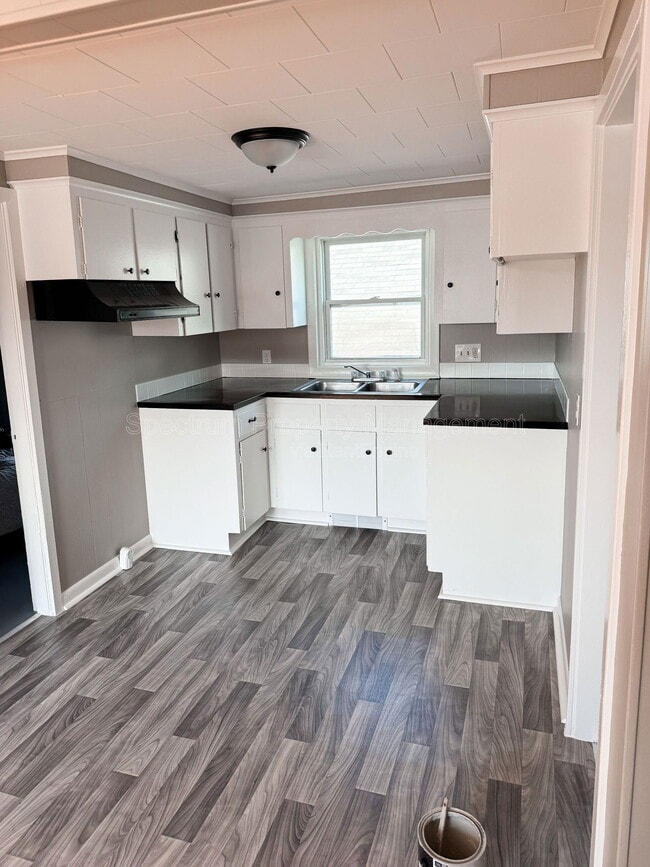 Photo - 88 Elm St Unit 4