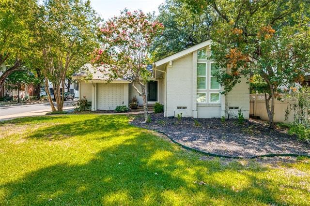 Building Photo - 3101 Lovers Ln