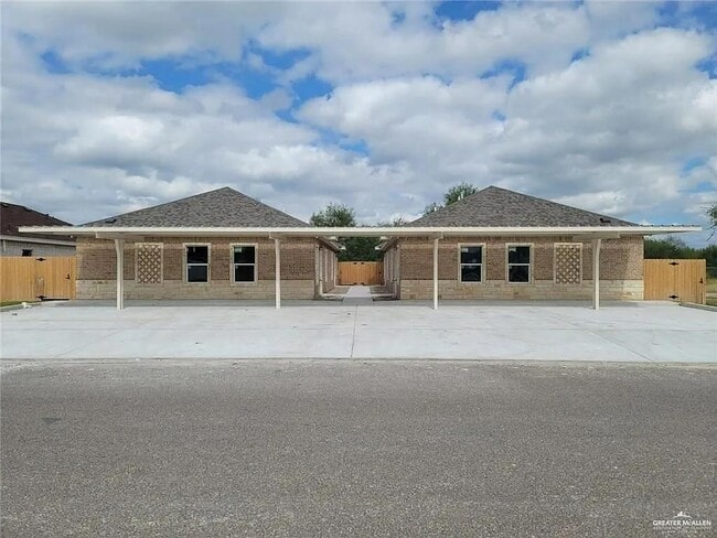 Building Photo - 1327 W Garfield Ave Rental
