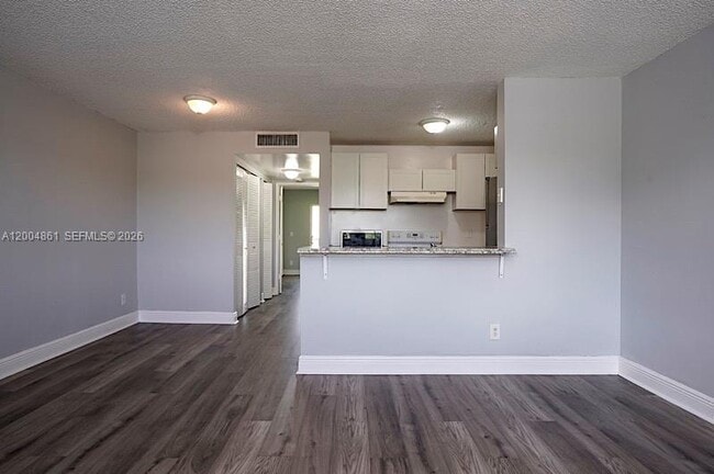 Photo - 1727 Meadows Cir W Unit 1727