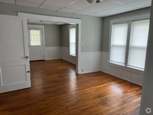 Building Photo - 1116 Virginia Ave Rental